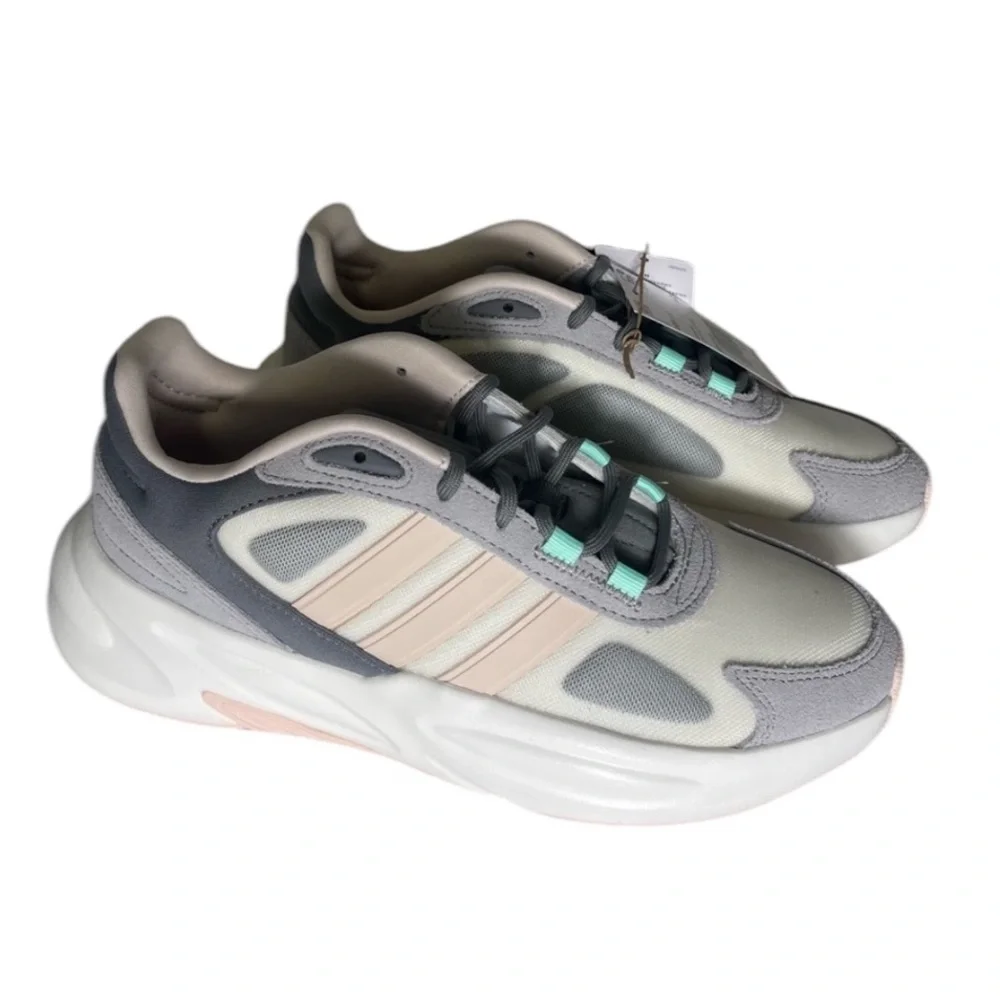 New Adidas shoes women’s size‎ 10 women’s Ozelle running shoes sneakers 🩶🩷